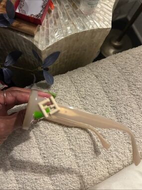 New Fendi sunnies and stacked Brooch🥳🥳❌❌